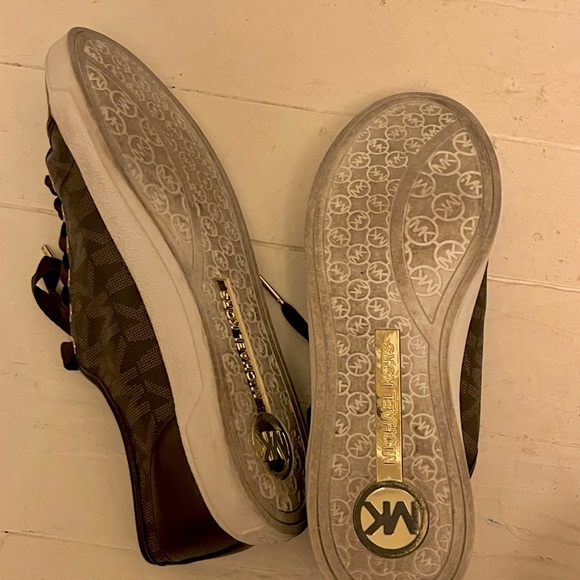 Michael Kors brown leather / nylon tennis shoe 8.5 - Picture 3 of 3